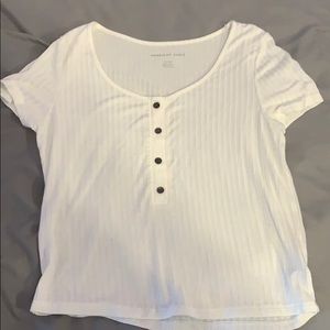 White buttoned American eagle top NEVER WORN